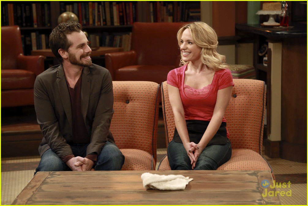 girl meets world pluto stills 03