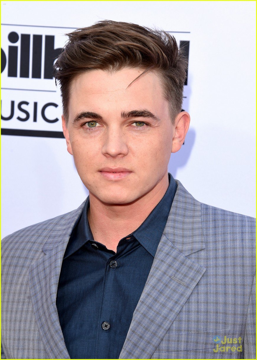 Full Sized Photo of hailee steinfeld billboard music awards 2015 01