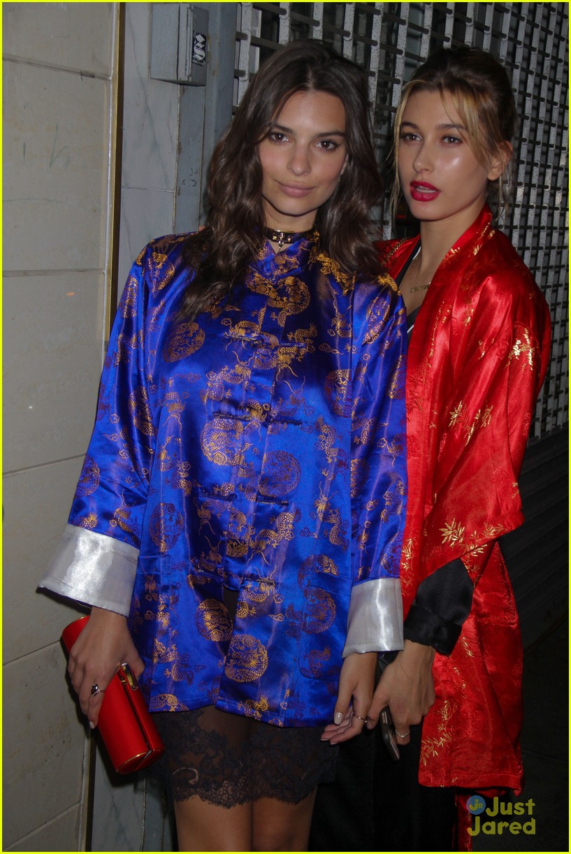 Hailey Baldwin Goes Dim Sum For Pre Met Gala Party Photo 808430 Photo Gallery Just Jared Jr 