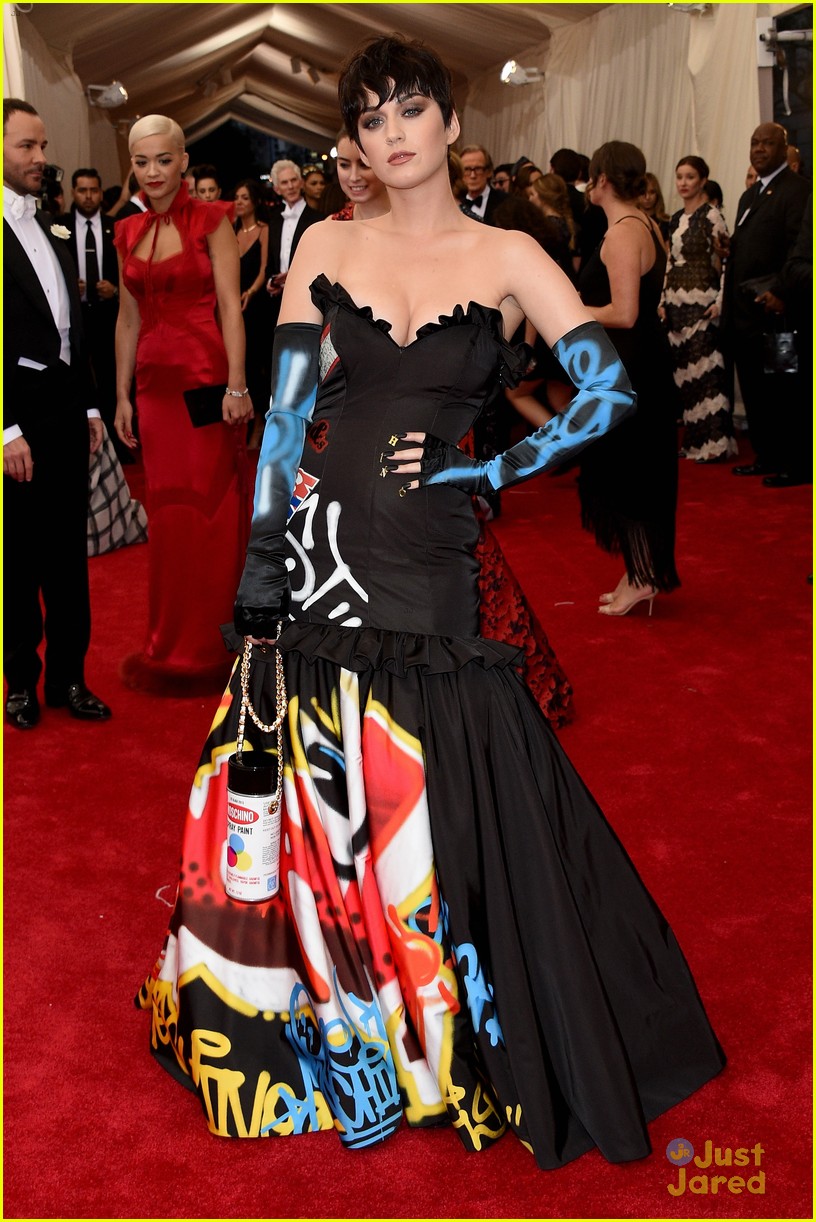 Katy Perry is Moschino's Muse at Met Gala 2015 | Photo 808569 - Photo ...