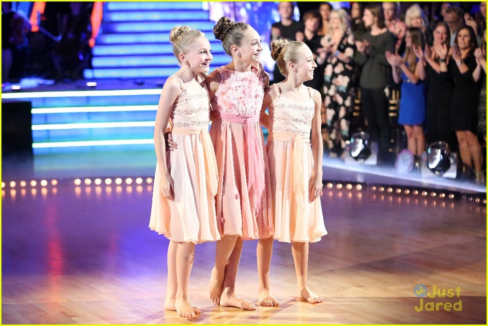 Maddie Ziegler Performs On ‘DWTS’ With Josh Groban - Watch Here