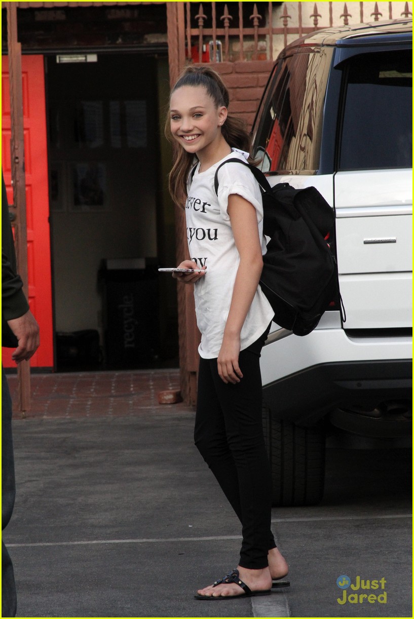 Maddie Ziegler Performs On ‘DWTS’ With Josh Groban - Watch Here