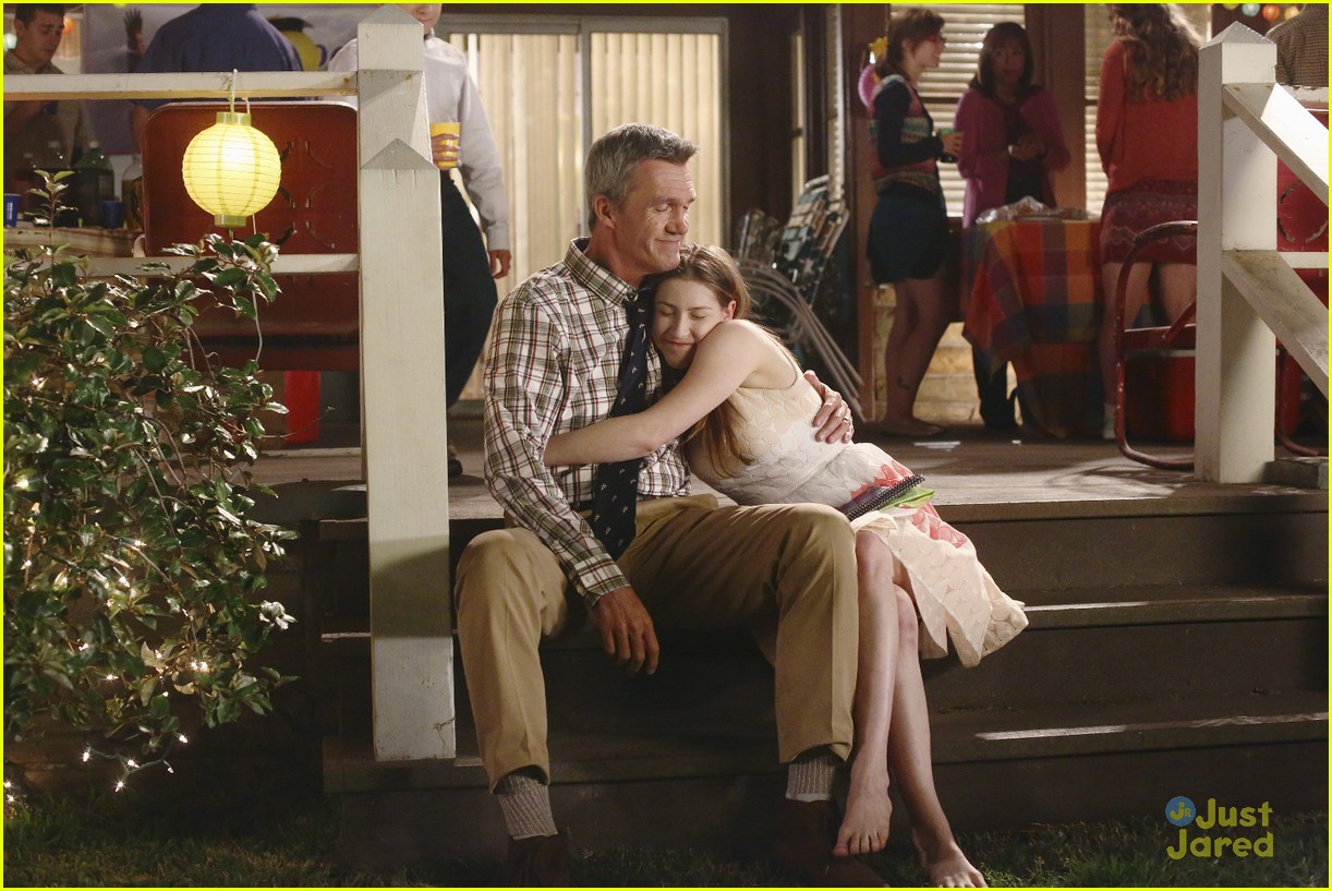 the middle the graduate season finale stills 02