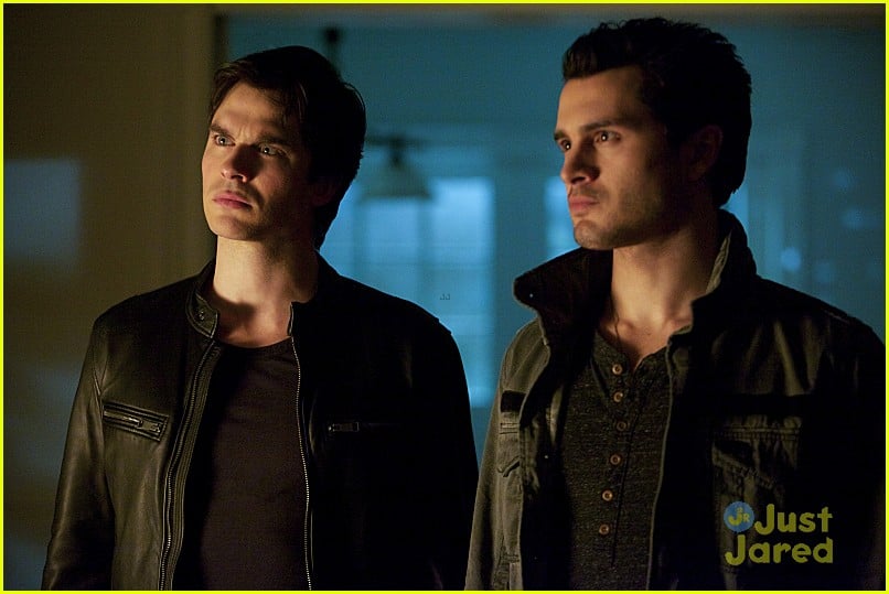 Enzo Will Be Caught Between Salvatores In The Vampire Diaries Season Seven Photo Television The Vampire Diaries Pictures Just Jared Jr