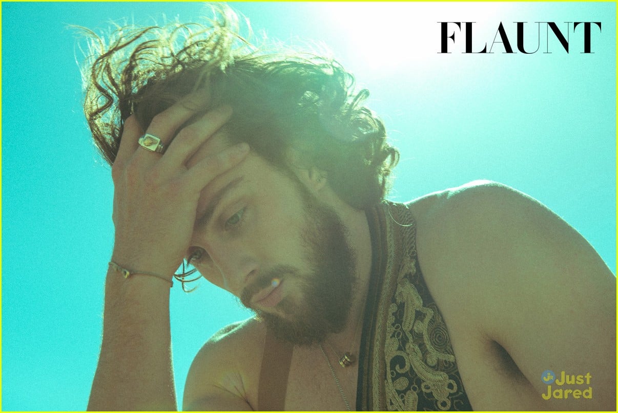 Avengers Aaron Taylor Johnson Flaunts His Body In New Magazine Spread Photo 829510 Photo