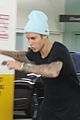 justin bieber clarifies hes not gay after kissing his bodyguard 03