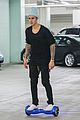 justin bieber clarifies hes not gay after kissing his bodyguard 06