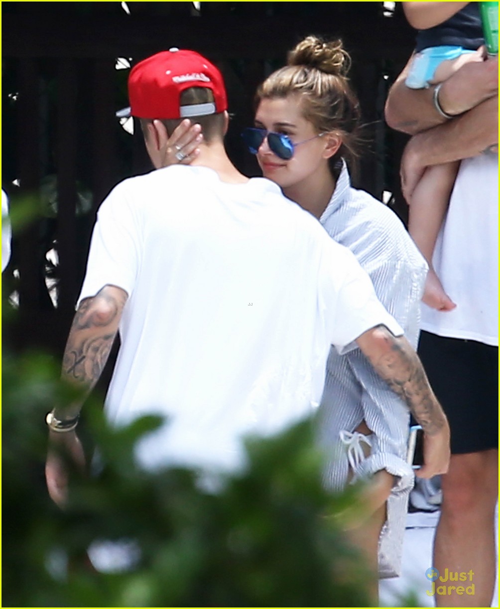 Full Sized Photo Of Justin Bieber Kisses Hailey Baldwin 19 Justin Bieber Plants A Kiss On Pal 6655