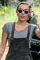 miley cyrus paint covered overalls 04