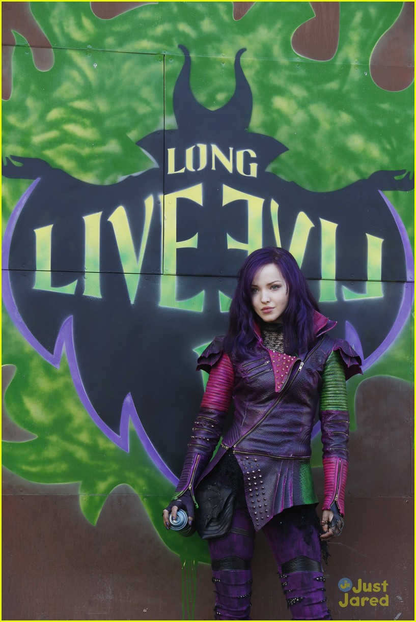 See The New 'Descendants' Pics Before Shawn Mendes' Music Video