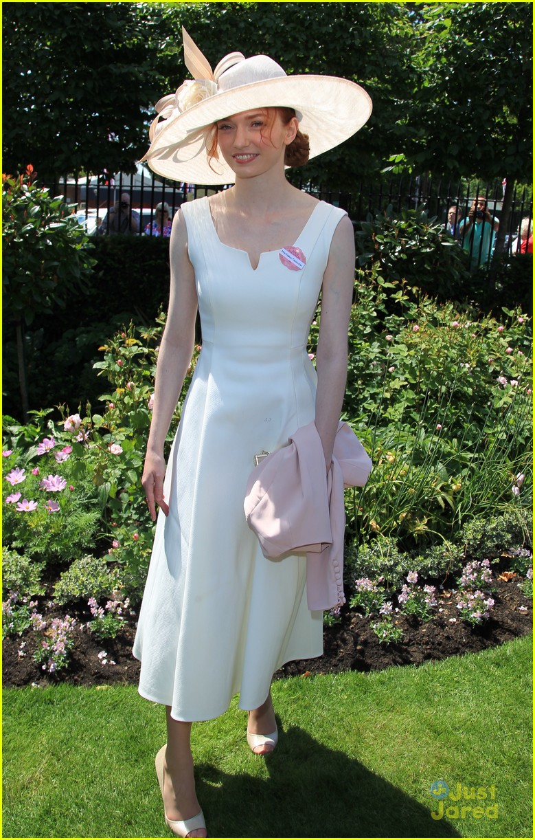 Full Sized Photo of eleanor tomlinson royal ascot day poldark premiere