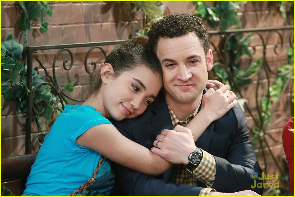 girl meets world hurricane angela back stills 05