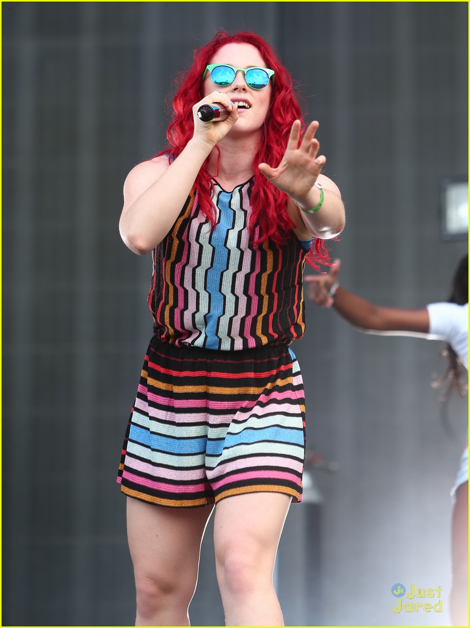 Full Sized Photo Of Katy B Wireless Festival Performance Pics 11 | Katy ...