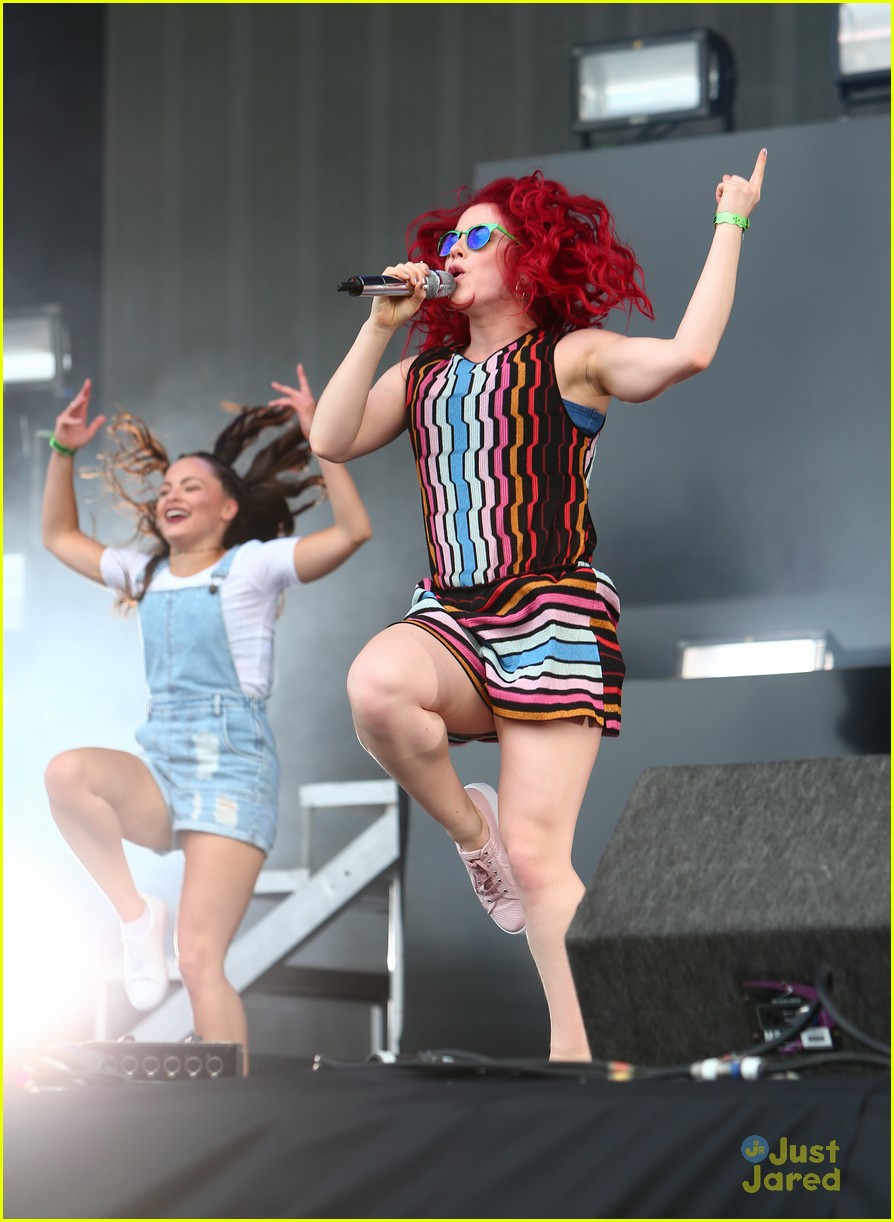 Full Sized Photo Of Katy B Wireless Festival Performance Pics 12 | Katy ...