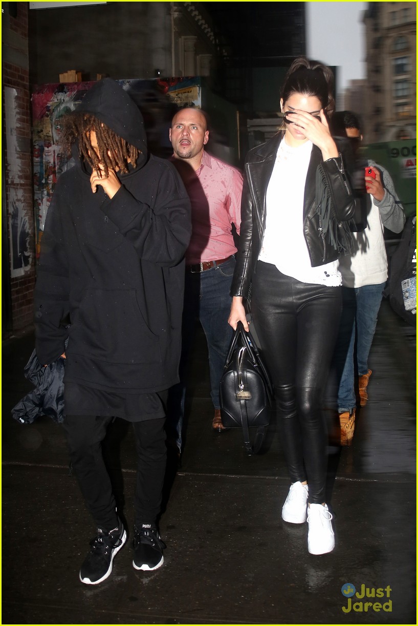 Kendall Jenner & Jaden Smith Visit Her Pregnant Sister Kim Kardashian ...