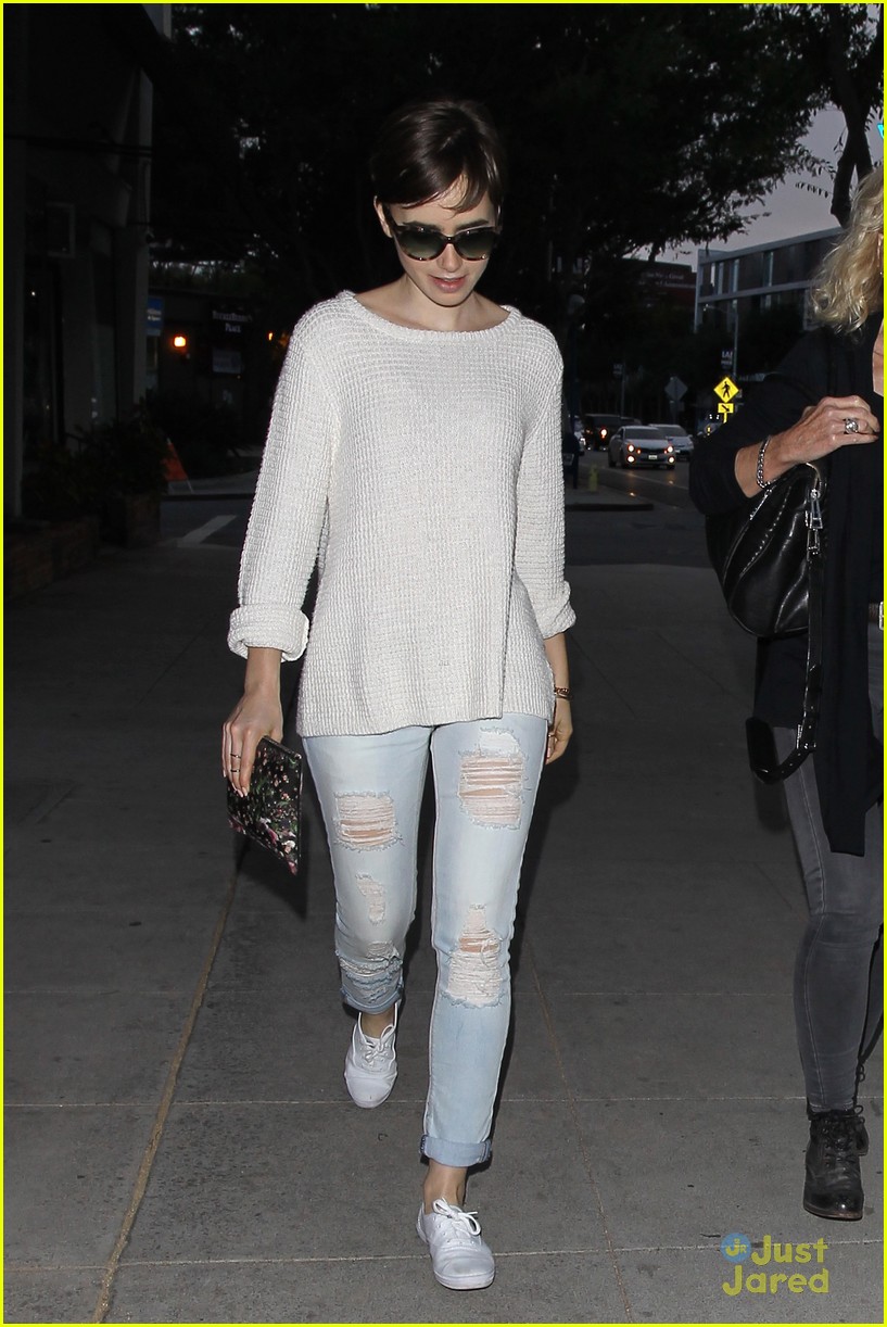 Lily Collins Treats Mom Jill To Dinner At Craig's | Photo 824315
