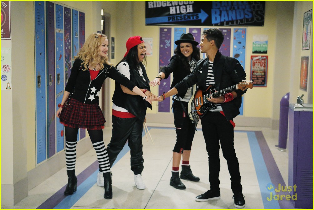 Liv Puts Together A Dream Band For Liv Maddie Photo 51 Dove Cameron Jessica Marie Garcia Jimmy Bellinger Joey Bragg Jordan Fisher Liv And Maddie Television Tenzing Norgay Trainor Victoria