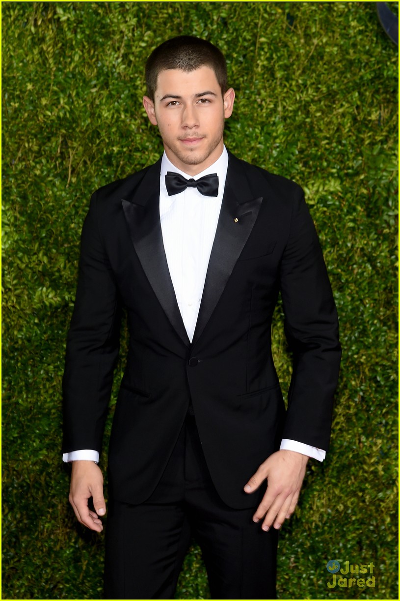 Nick Jonas Is a Total Tonys Stud! | Photo 823128 - Photo Gallery | Just ...