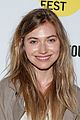imogen poots supports jason segel anna chlumsky at the end of tour 04