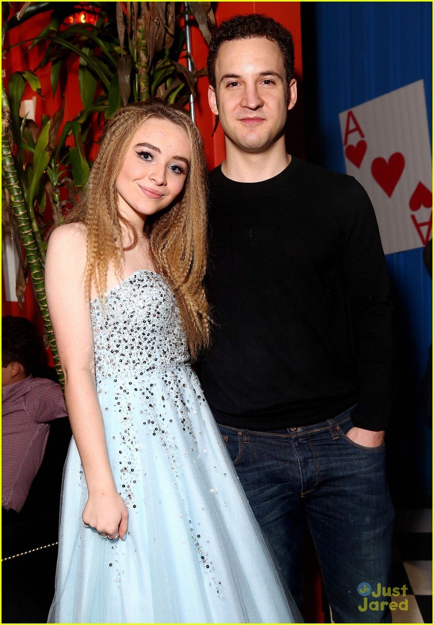 Sabrina Carpenter Throws Star-Studded 'Alice in Wonderland' Sweet 16