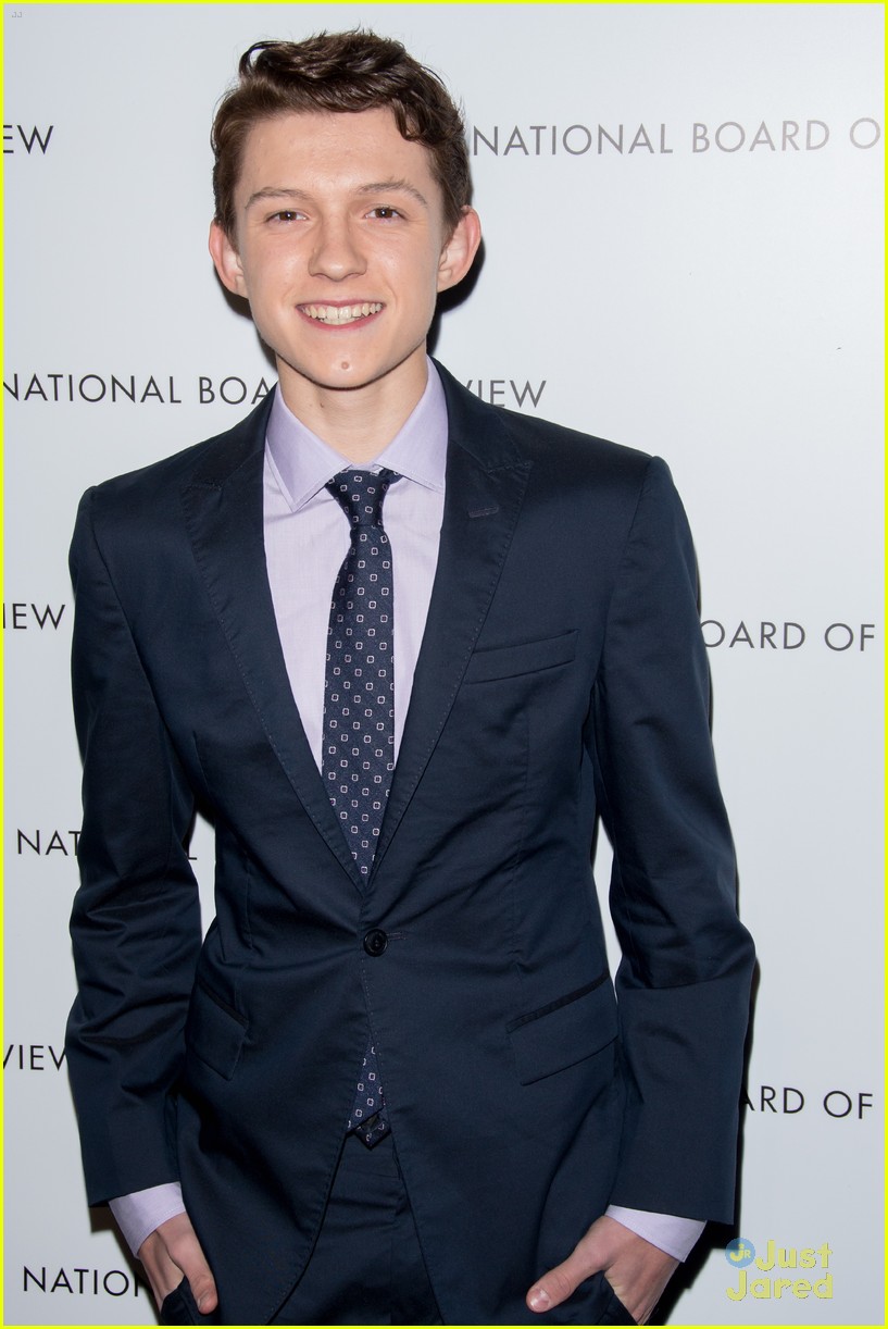 Who is Tom Holland? Meet the New Spider-Man! | Photo 829399 - Photo ...