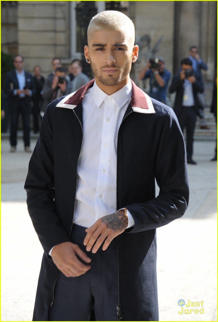 Zayn Malik Hits Valentino Fashion Show with Joe Jonas | Photo 829879 ...