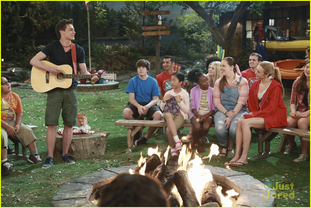 Emma, Zuri & Ravi Go To Camp Kikiwaka Tonight on 'Bunk'D'! Photo