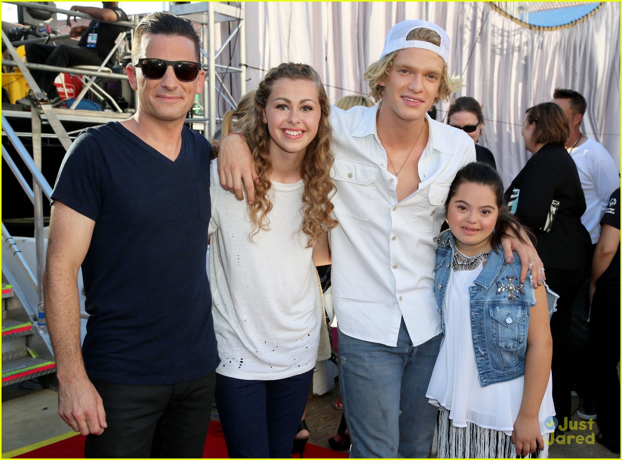 Cody Simpson Performs 'Reach Up' At Special Olympics World Games 2015 ...