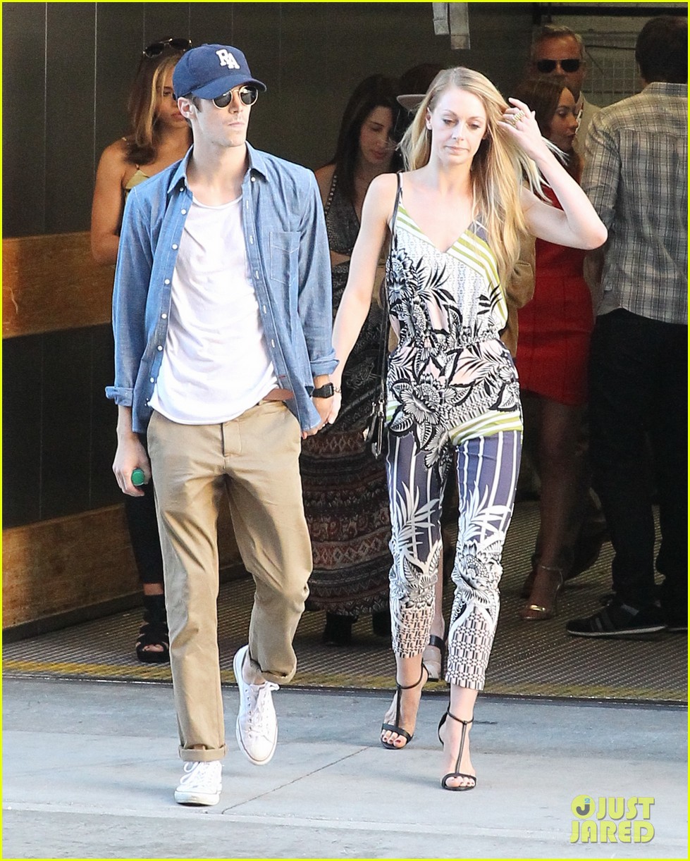 grant-gustin-brings-the-flash-to-comic-con-with-girlfriend-hannah-douglass-photo-837832-2015-comic-con-candice-patton-carlos-valdes-danielle-panabaker-grant-gustin-hannah-douglass-john-wesley-shipp-the-flash-tom
