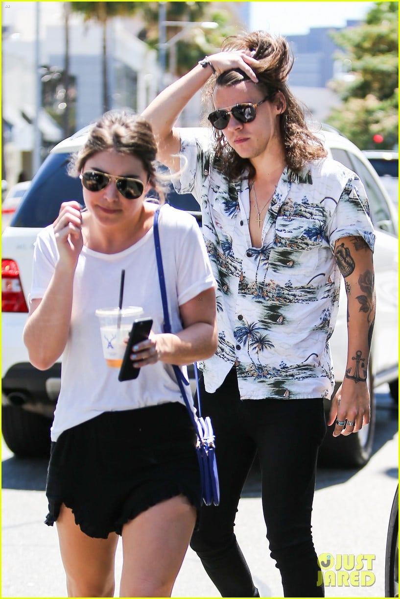 Full Sized Photo Of Harry Styles Sister Gemma Shopping 11 Harry Styles Takes His Gal Pal Shopping Just Jared Jr