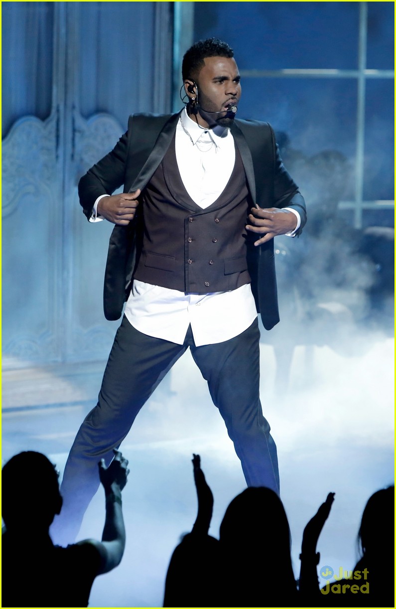 Full Sized Photo of jason derulo cheyenne performance pics sytycd 01 Jason Derulo Performs