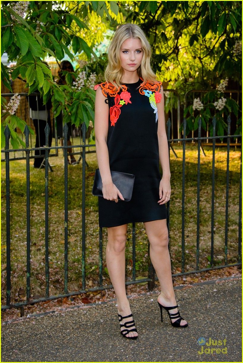 Lottie Moss & Gabriella Wilde Celebrate Summer At the Serpentine