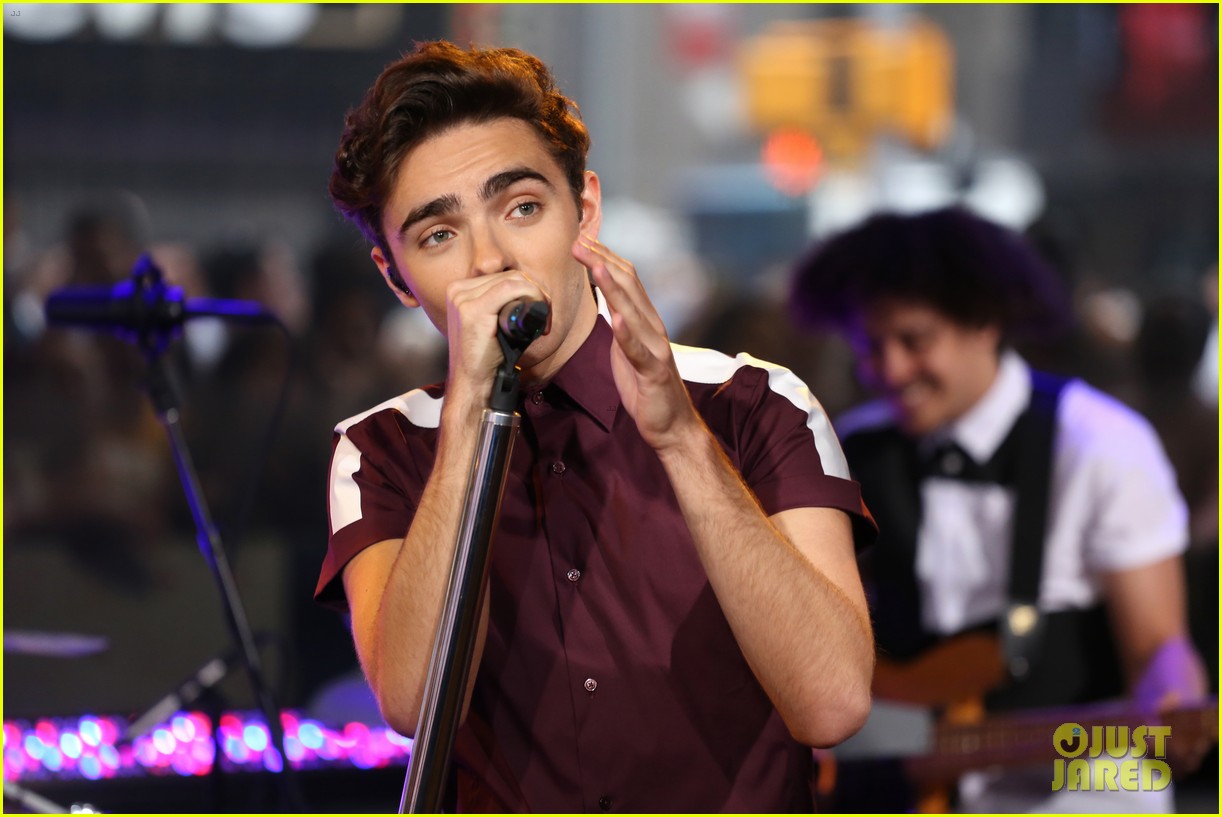 Full Sized Photo of nathan sykes good morning america performance 05