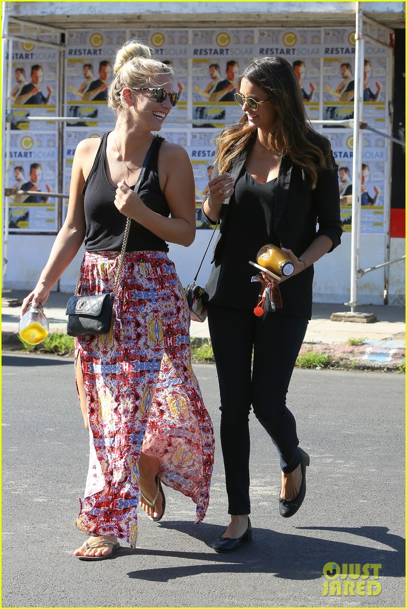 Full Sized Photo of nina dobrev coffee west hollywood 02 | Nina Dobrev