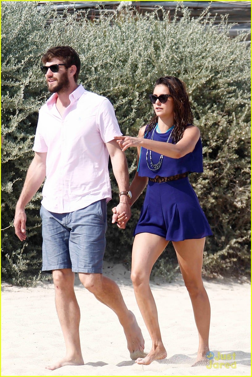 Full Sized Photo Of Nina Dobrev Boyfriend Austin Stowell Share Pda In ...