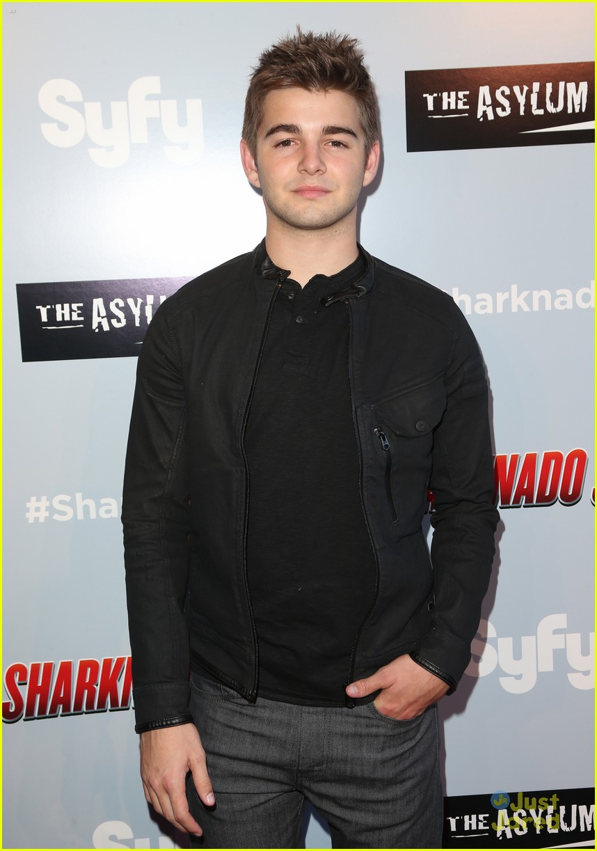 Full Sized Photo of ryan newman jack griffo cassie scerbo sharknado ...