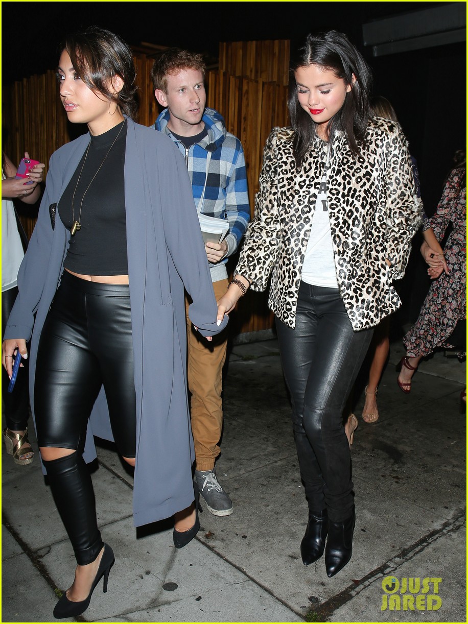 Selena Gomez & Francia Raisa Hold Hands for a Girls' Night Out | Photo ...