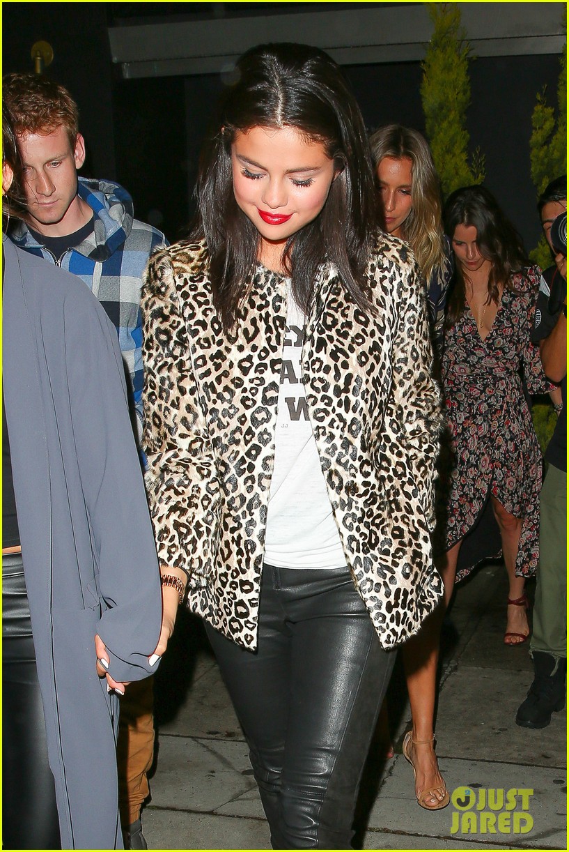 Full Sized Photo of selena gomez francia raisa nice guy 11 | Selena