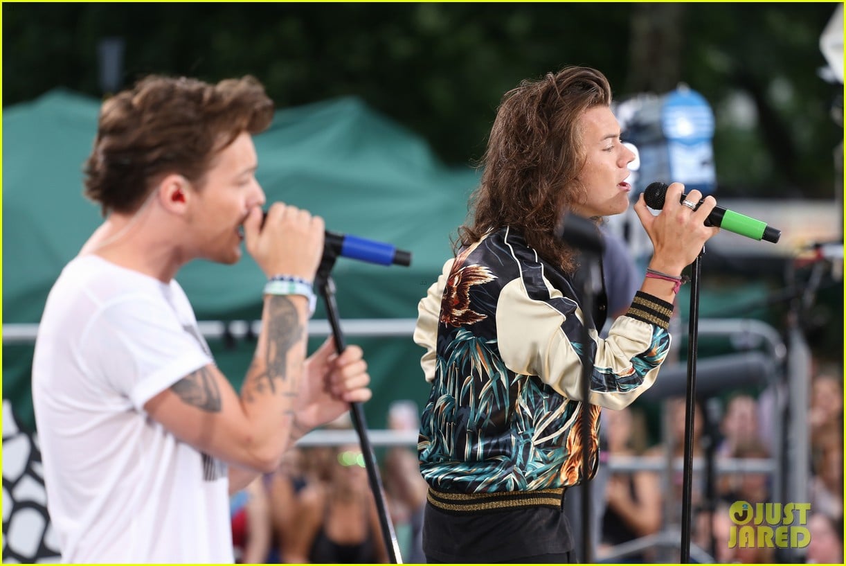One Direction Performs New Single 'Drag Me Down' on 'Good Morning