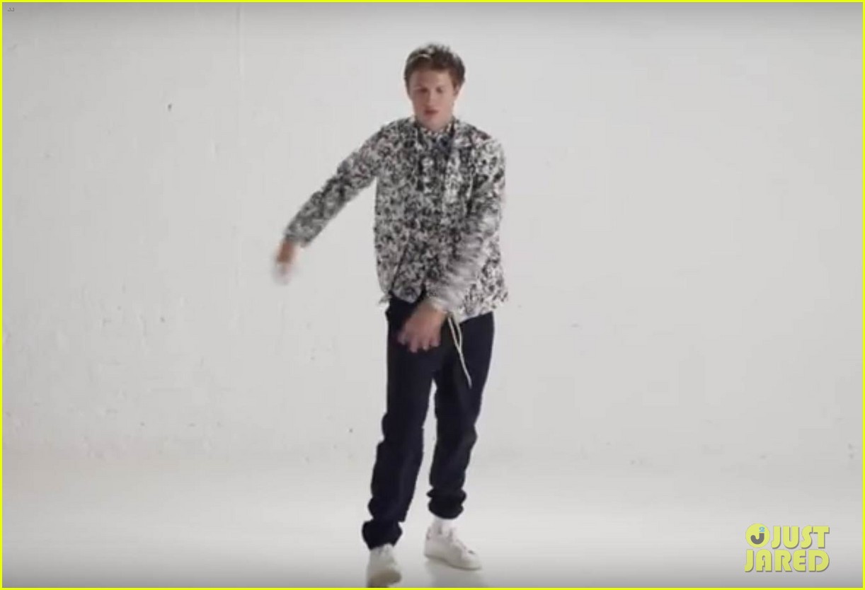 Ansel Elgort Does The Nae-Nae In This Adorable Dancing Video - Watch ...