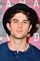 austin butler nate buzolic 2015 mtv vmas 07