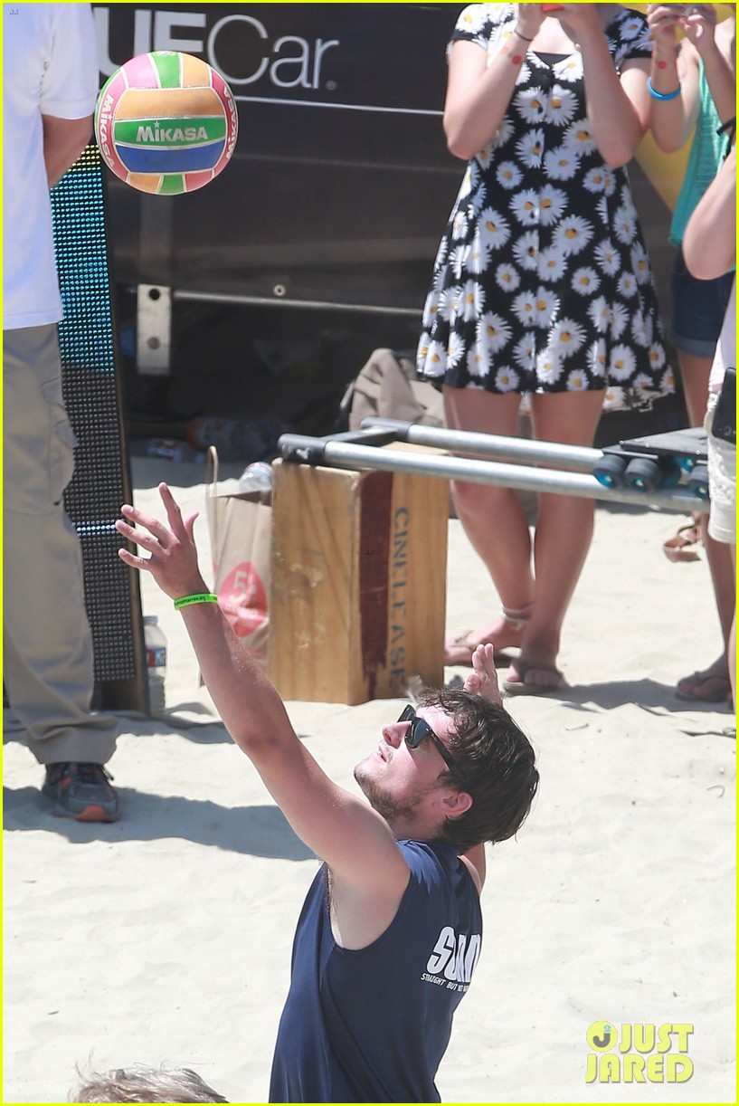 Josh Hutcherson Gets His Game On At Celebrity Charity Volleyball Match