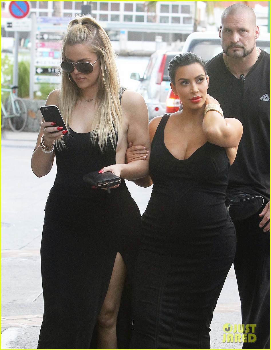 Full Sized Photo of kardashians vacation in st barts together 15