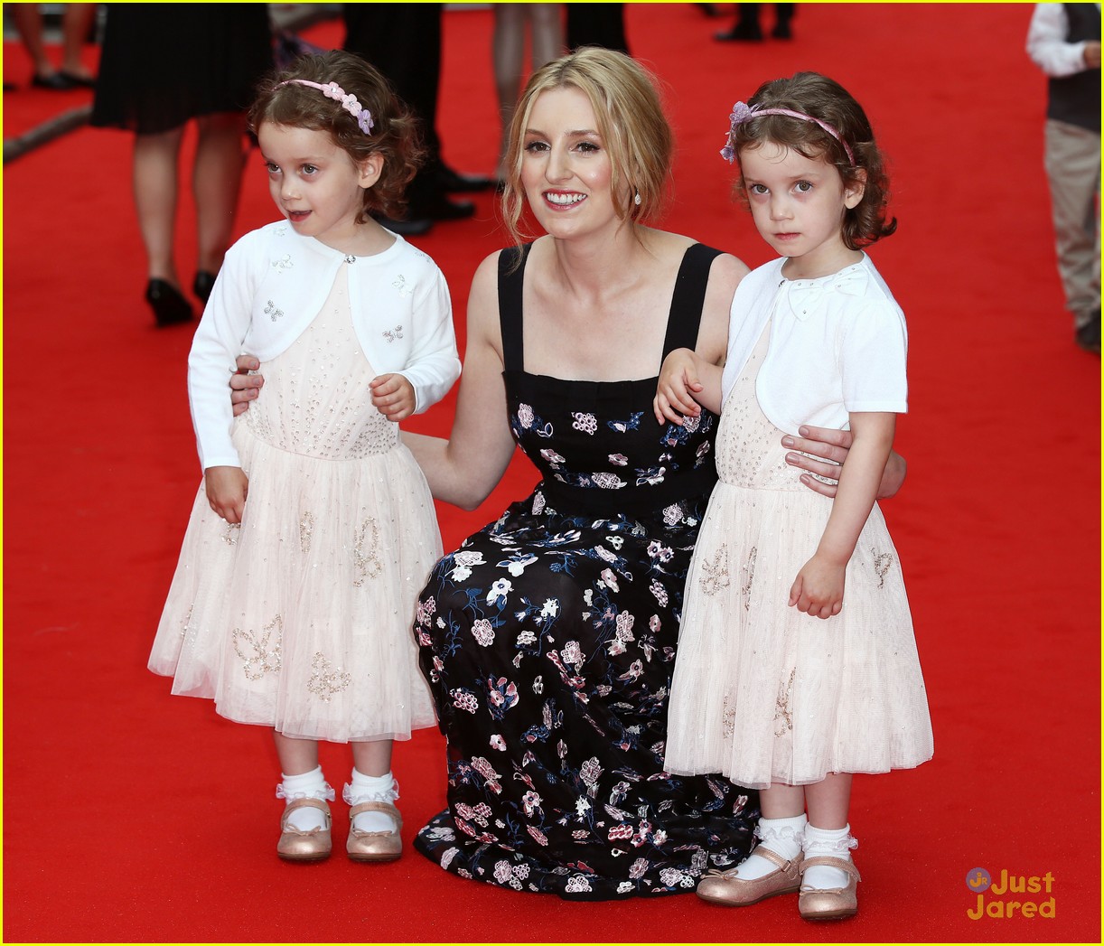 Laura Carmichael Lily James Step Out For The Downton Abbey Bafta Tribute Photo Laura Carmichael Lily James Sophie Mcshera Pictures Just Jared Jr