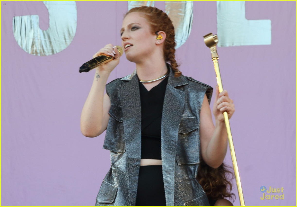 Full Sized Photo of olly murs jess glynne james bay v festival hylands