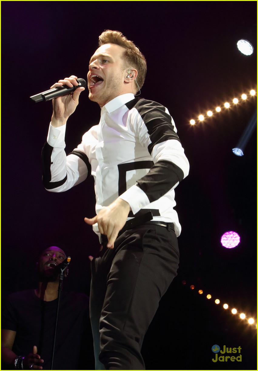 Full Sized Photo of olly murs jess glynne james bay v festival hylands