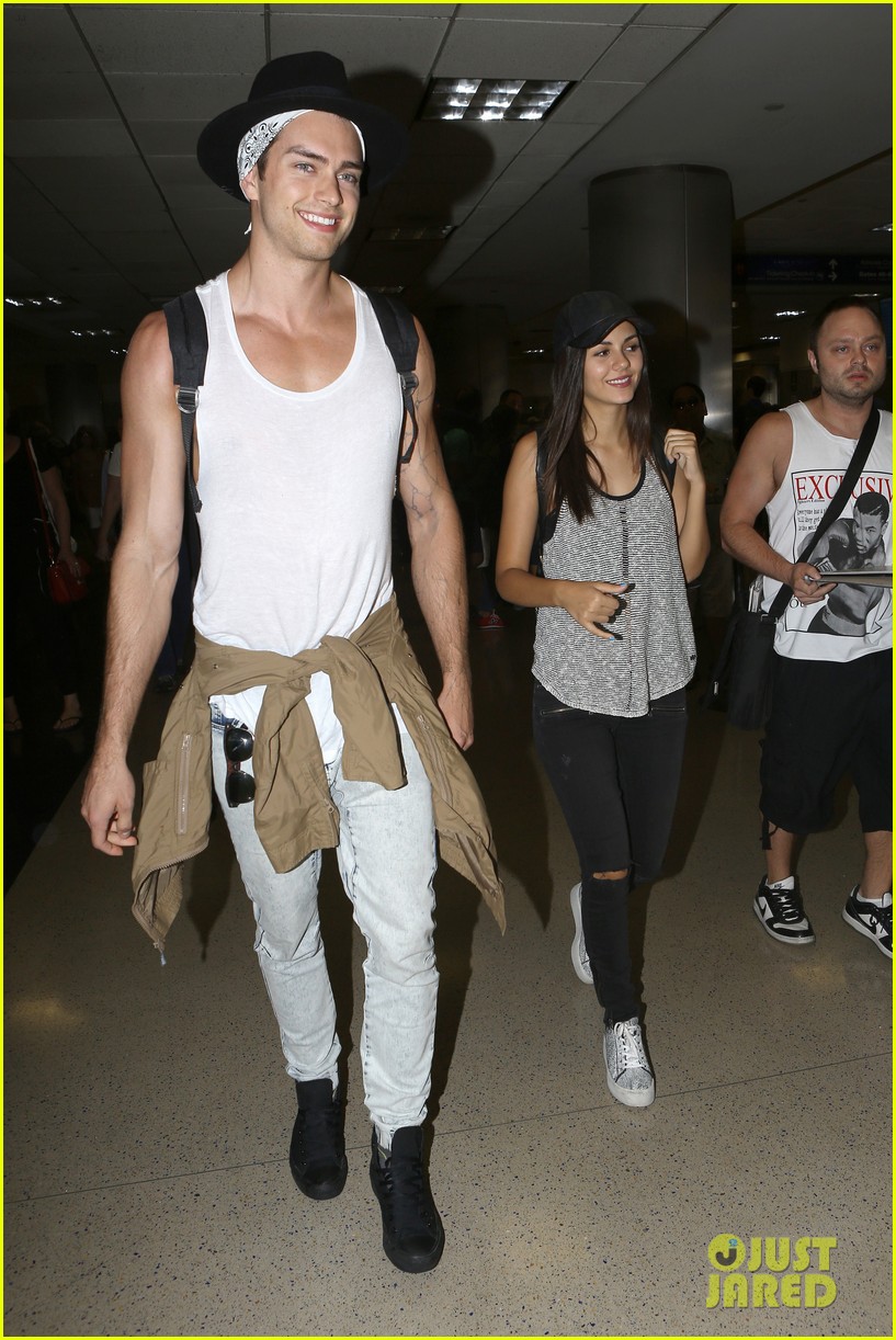 Victoria Justice Hawaii Victoria Justice Hawaii