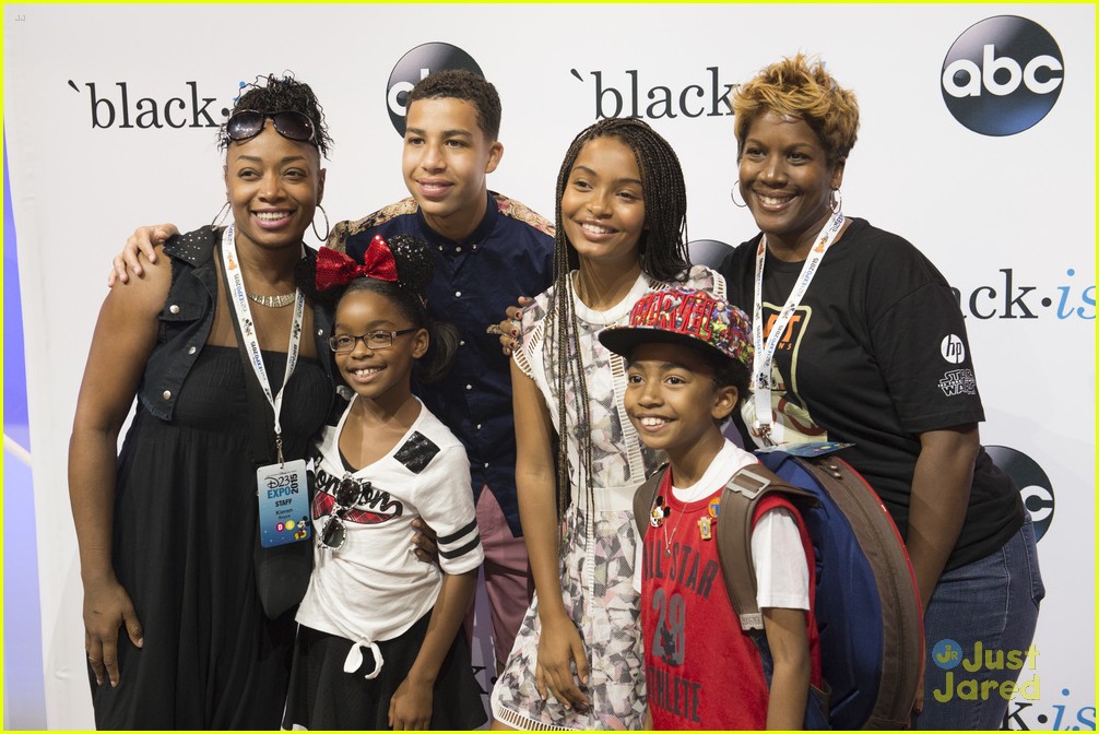 Full Sized Photo of yara shahidi blackish cast d23 expo 05 | Yara ...