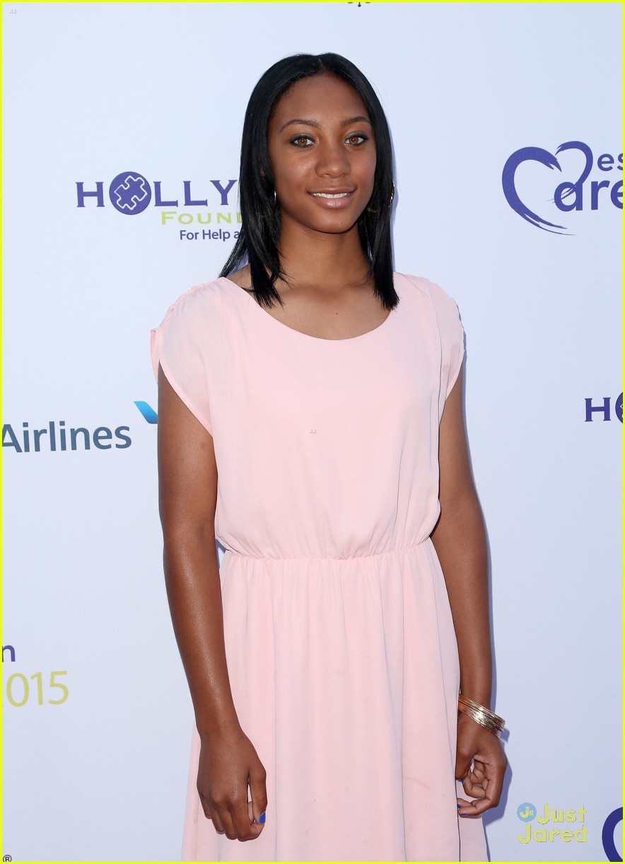 Yara Shahidi & Mo'Ne Davis Support Holly Robinson Peete's