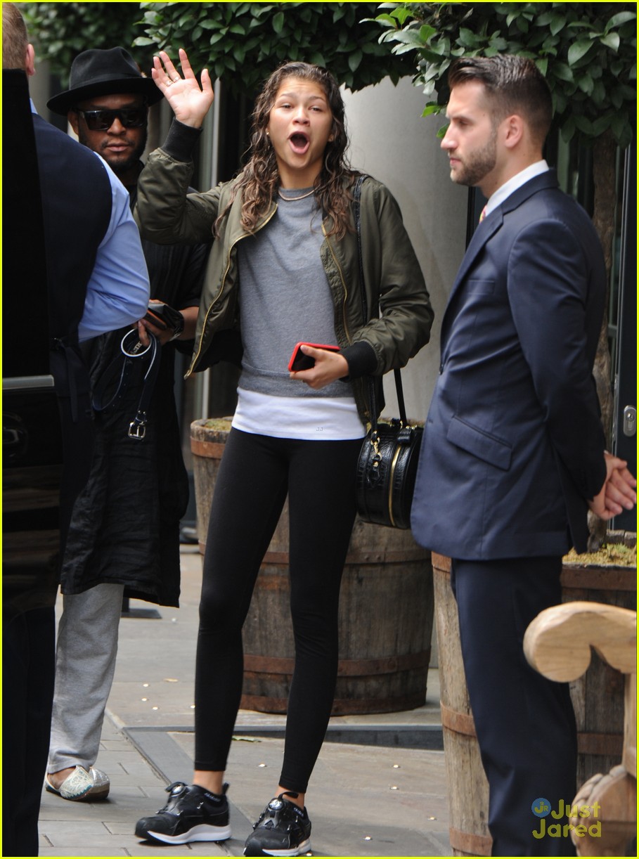 Zendaya Doesn't Like To Copy Anyone's Style | Photo 850042 - Photo ...